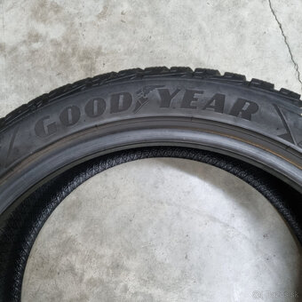 Zimné pneumatiky 225/45 R18 GOODYEAR - 3