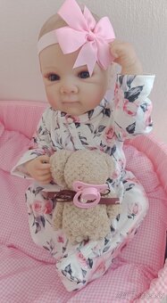 Realistická bábika Lívia - 3