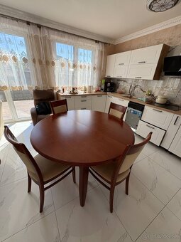 Predam roztahovaci stol - 3