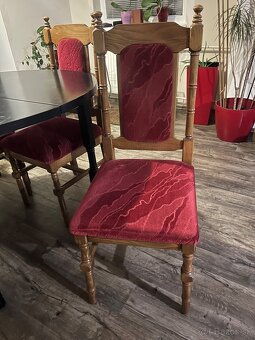 Jedálenský stôl a stoličky - 3