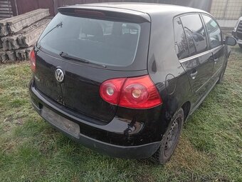 VW Golf V - 3