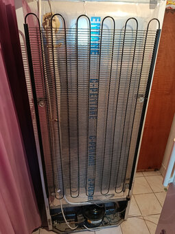 Mraznička Eurotech – 240 l - 3