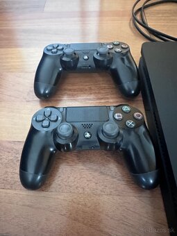 Predám PS4 + hry - 3