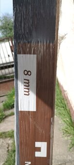 Laminátová podlaha 8 MM click systém( 6.60 m2) - 3
