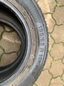 Predám 2ks celoročné pneumatík 195/65 R15 CONTINENTAL - 3