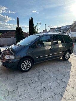 Sharan 1,9tdi tiptronic - 3