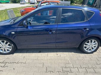 Hyundai i30 1.6 CRDi - 3