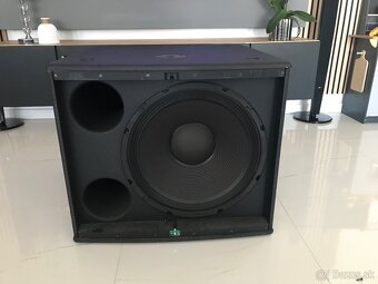 Aktivny subwoofer JBL - 3