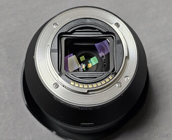 Sony AF FE 24-70 ZA f 4 OSS- Full Frame - 3