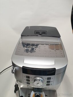 Predám kávovar Magnifica S ECAM - 3