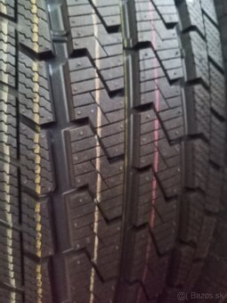 225/75 R16C 121/120 Celoročné - 3