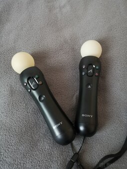 PS3/PS4 Move ovládače - 3