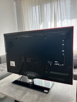 Samsung LED TV 82 - 3