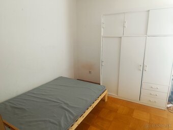 1 izbový byt Nešporova - 3