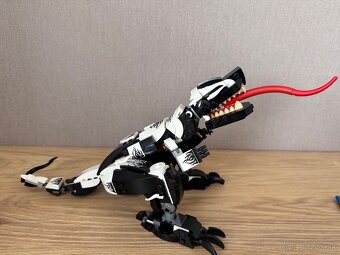 Lego Spiderman 76151- Venomosaurus - 3