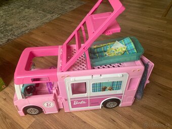 Barbie karavan - 3
