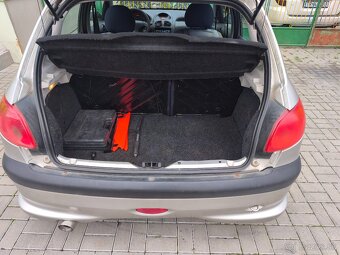 Peugeot 206 - 3