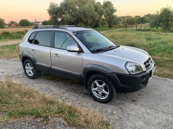 Hyundai Tucson 2.0 CRDi 4x4 automat - 3