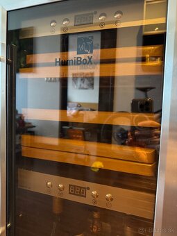 Dvojzonova vinoteka Humibox US-24 Steel na 24 flias - 3