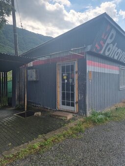 Výborná poloha, priestor na prenájom priamo na stanici - 3