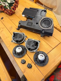 Predám komplet repro JBL Peugeot 207 RC - 3