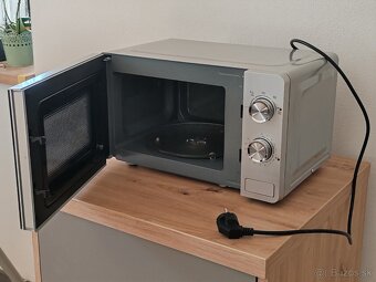 Predám štýlovú mikrovlnku Gorenje - 3