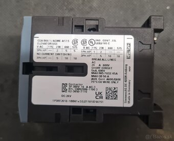 Predám stykače Siemens 3-pol s pomocnými kontaktami - 3