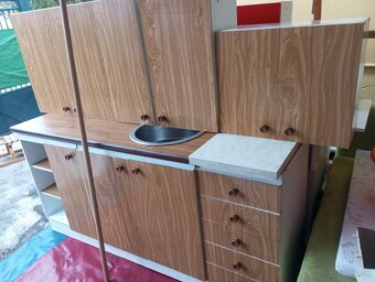 Kuchynská linka - 3