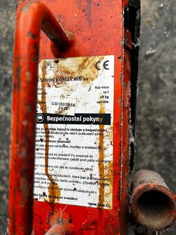 Hydraulicky zdvihak. - 3