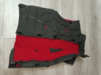 Predám vestu veľkosť M - 3