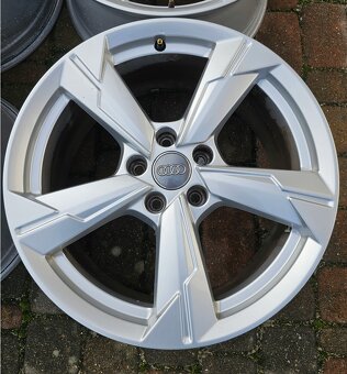 Sada diskov Audi A6 C8, A7, A4, A8 R18 - 3