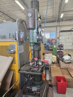 Vŕtačka  stojanová - 3