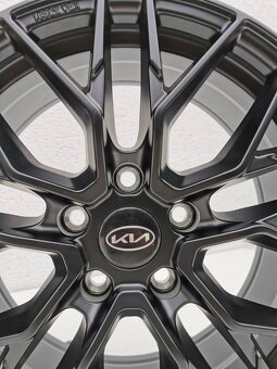 Nové Kia Carmani Ludwig 7,5X17 ET48 5x114,3 Alu - 3