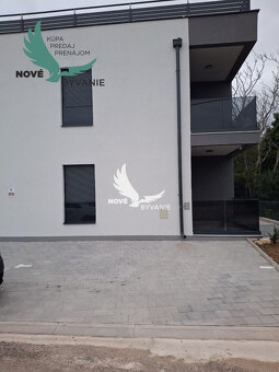 Novostavba apartmánu v centre ostrova Vir v Chorvátsku - 3