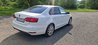 Volkswagen Jetta 1.2 tsi - 3