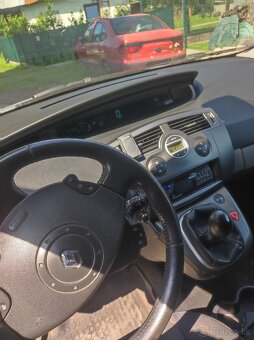 Renault Megane Scenic 1.9 88kw 7 miestne - 3