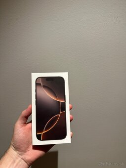 Apple iPhone 16 Pro 512GB Desert Titanium - 3