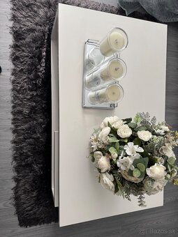 KONFERENČNY STOLÍK - 3