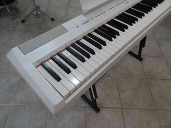 Digitálne piano - klavír - Yamaha P-115 biely - 3