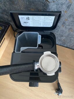 Delonghi kavovar - 3