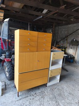 Predám starší nábytok - 3