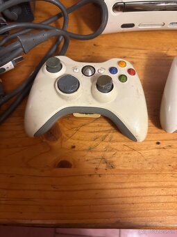 XBOX 360 - 3