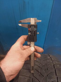 Pneumatiky zimné - Goodyear 235/55/R18 - 3