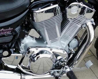 SUZUKI INTRUDER 1400 / TOP KRÁSNY originál stav - 3