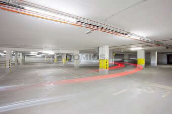 Gastro / služby / showroom / kancelárie (130 / 171 m2, KE-S) - 3