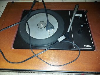 Gramofon Tesla Romeo - 3