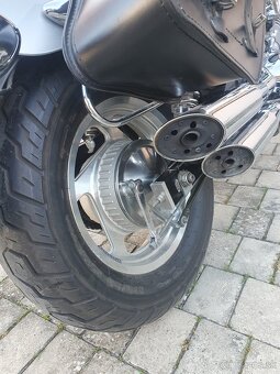 HONDA VF 750c - 3