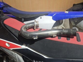 yamaha yz250f 2001 - 2005 koleno vyfuku - 3