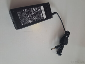 Zdroje adaptéry na notebooky jeden kus 10€ - 3