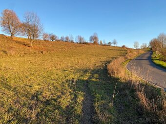 Na predaj stavebný pozemok Hrinova Zanemecka - 3